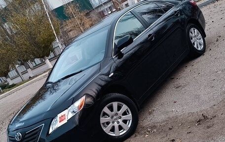 Toyota Camry, 2008 год, 875 000 рублей, 2 фотография