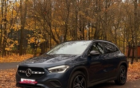 Mercedes-Benz GLA, 2020 год, 3 750 000 рублей, 2 фотография
