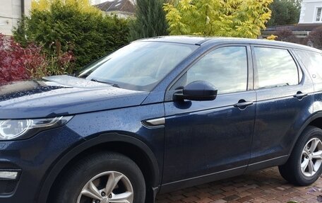 Land Rover Discovery Sport I рестайлинг, 2015 год, 2 000 000 рублей, 1 фотография