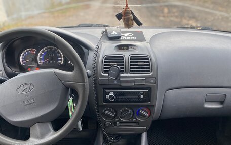 Hyundai Accent II, 2007 год, 310 000 рублей, 8 фотография