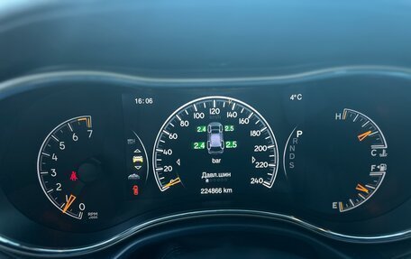 Jeep Grand Cherokee, 2013 год, 2 500 000 рублей, 19 фотография