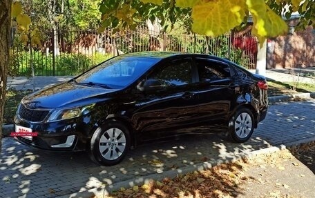 KIA Rio III рестайлинг, 2012 год, 775 000 рублей, 3 фотография