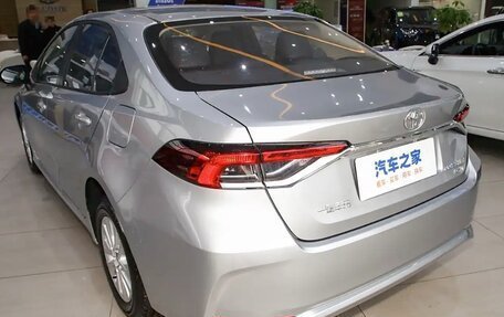 Toyota Corolla, 2025 год, 2 098 000 рублей, 5 фотография