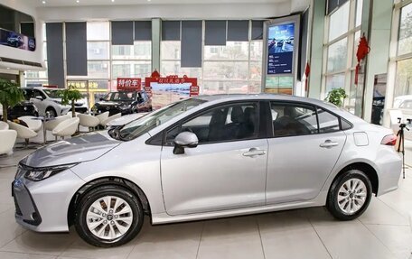 Toyota Corolla, 2025 год, 2 098 000 рублей, 4 фотография