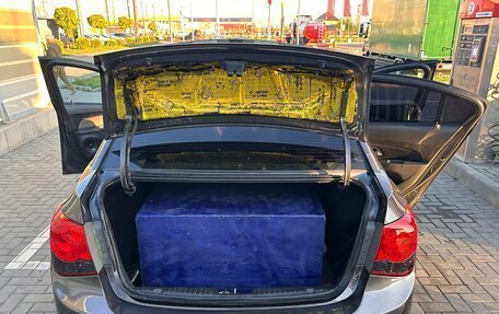Chevrolet Cruze II, 2010 год, 875 000 рублей, 2 фотография