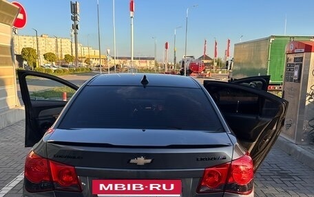 Chevrolet Cruze II, 2010 год, 875 000 рублей, 8 фотография