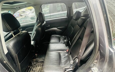 Mitsubishi Outlander III рестайлинг 3, 2008 год, 900 000 рублей, 6 фотография