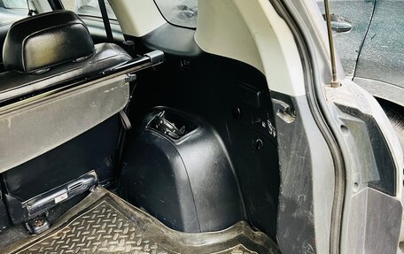 Mitsubishi Outlander III рестайлинг 3, 2008 год, 900 000 рублей, 14 фотография