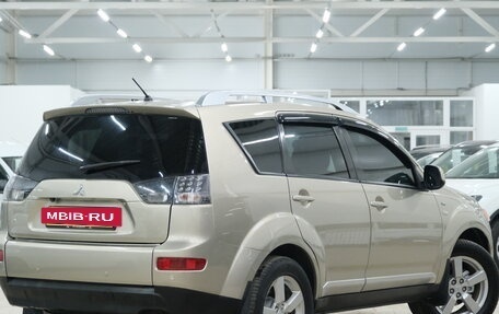 Mitsubishi Outlander III рестайлинг 3, 2008 год, 1 099 000 рублей, 7 фотография