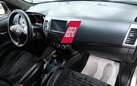 Mitsubishi Outlander III рестайлинг 3, 2008 год, 1 099 000 рублей, 21 фотография