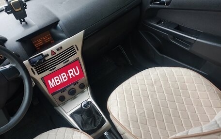 Opel Astra H, 2007 год, 400 000 рублей, 10 фотография