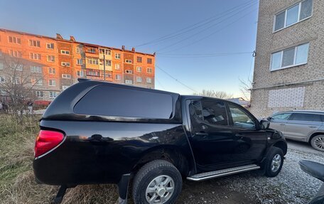 Mitsubishi L200 IV рестайлинг, 2014 год, 1 300 000 рублей, 9 фотография