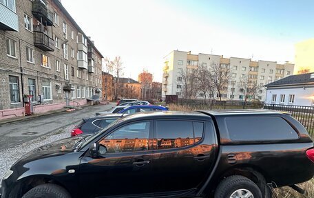 Mitsubishi L200 IV рестайлинг, 2014 год, 1 300 000 рублей, 8 фотография