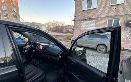 Mitsubishi L200 IV рестайлинг, 2014 год, 1 300 000 рублей, 19 фотография