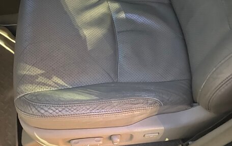 Toyota Land Cruiser Prado 120 рестайлинг, 2006 год, 2 100 000 рублей, 11 фотография