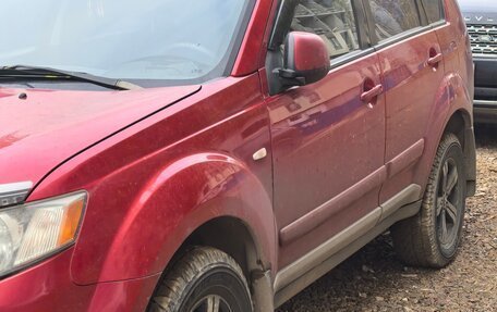 Mitsubishi Outlander III рестайлинг 3, 2007 год, 680 000 рублей, 2 фотография