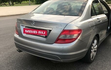 Mercedes-Benz C-Класс, 2009 год, 1 020 000 рублей, 4 фотография