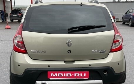 Renault Sandero I, 2013 год, 750 000 рублей, 4 фотография