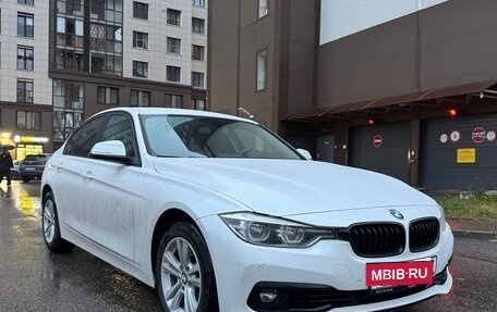 BMW 3 серия, 2018 год, 1 850 000 рублей, 3 фотография