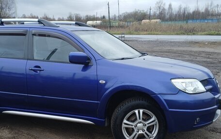 Mitsubishi Outlander III рестайлинг 3, 2006 год, 565 000 рублей, 3 фотография
