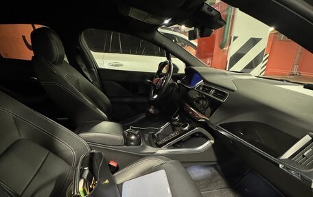 Jaguar I-Pace I, 2020 год, 4 100 000 рублей, 5 фотография