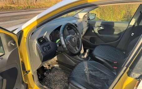 Volkswagen Polo VI (EU Market), 2017 год, 350 000 рублей, 10 фотография