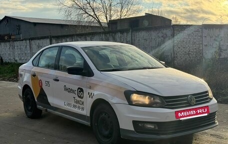 Volkswagen Polo VI (EU Market), 2017 год, 350 000 рублей, 2 фотография