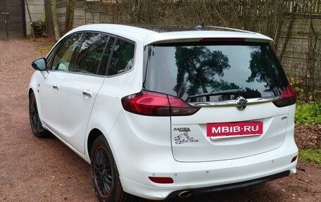 Opel Zafira C рестайлинг, 2013 год, 1 350 000 рублей, 3 фотография