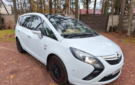 Opel Zafira C рестайлинг, 2013 год, 1 350 000 рублей, 6 фотография