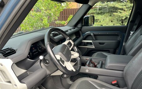 Land Rover Defender II, 2021 год, 4 950 000 рублей, 5 фотография