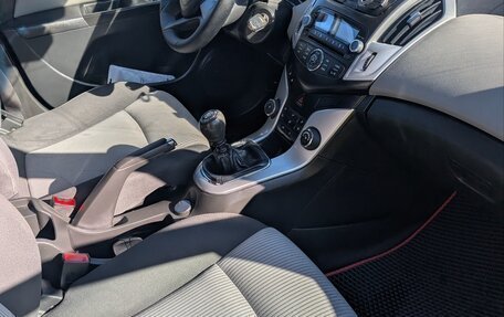 Chevrolet Cruze II, 2013 год, 590 000 рублей, 7 фотография