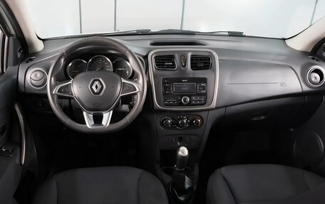Renault Logan II, 2018 год, 530 000 рублей, 8 фотография