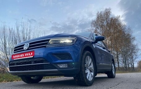 Volkswagen Tiguan II, 2018 год, 2 700 000 рублей, 7 фотография