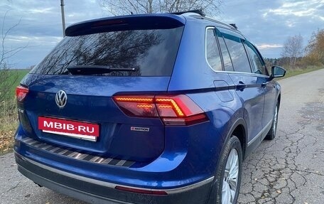 Volkswagen Tiguan II, 2018 год, 2 700 000 рублей, 11 фотография