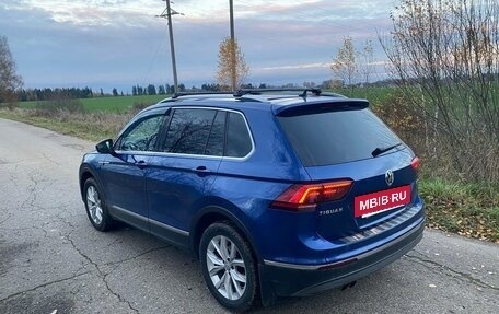 Volkswagen Tiguan II, 2018 год, 2 700 000 рублей, 8 фотография
