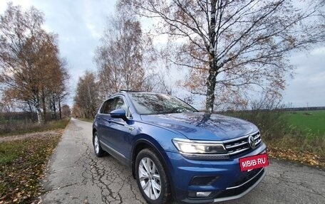 Volkswagen Tiguan II, 2018 год, 2 700 000 рублей, 14 фотография