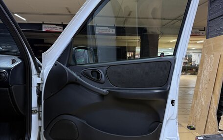 Chevrolet Niva I рестайлинг, 2017 год, 649 000 рублей, 15 фотография