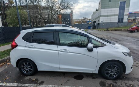 Honda Fit III, 2019 год, 1 350 000 рублей, 8 фотография