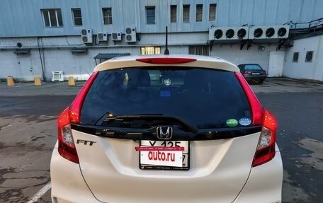 Honda Fit III, 2019 год, 1 350 000 рублей, 9 фотография