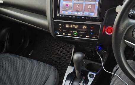 Honda Fit III, 2019 год, 1 350 000 рублей, 23 фотография