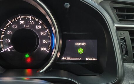 Honda Fit III, 2019 год, 1 350 000 рублей, 20 фотография