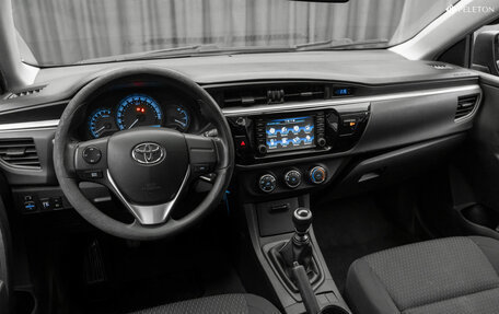 Toyota Corolla, 2013 год, 1 090 000 рублей, 9 фотография