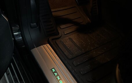 Land Rover Range Rover III, 2011 год, 2 750 000 рублей, 27 фотография