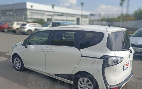 Toyota Sienta II, 2018 год, 1 470 000 рублей, 9 фотография