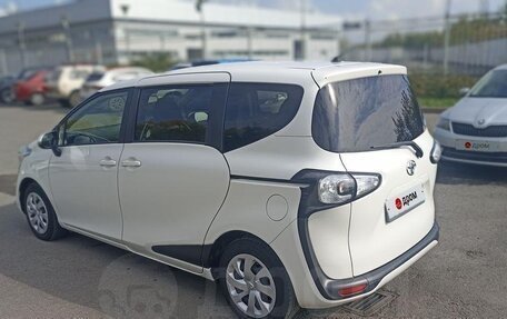 Toyota Sienta II, 2018 год, 1 470 000 рублей, 8 фотография