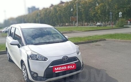 Toyota Sienta II, 2018 год, 1 470 000 рублей, 4 фотография