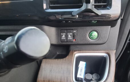 Honda Stepwgn IV, 2015 год, 1 850 000 рублей, 39 фотография