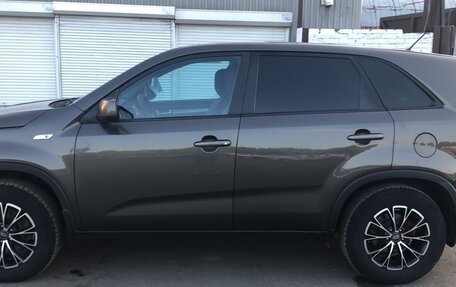 KIA Sorento II рестайлинг, 2011 год, 985 000 рублей, 2 фотография