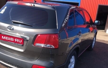 KIA Sorento II рестайлинг, 2011 год, 985 000 рублей, 5 фотография