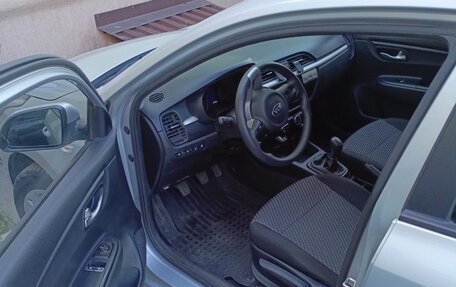 KIA Rio IV, 2020 год, 1 590 000 рублей, 7 фотография